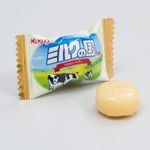 bala-de-leite-milk-no-kuni-120g-Kasugai-fora-da-embalagem